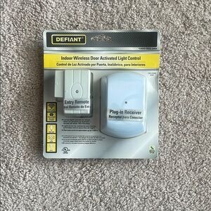 Defiant Indoor Wireless Door Activated Light Control
